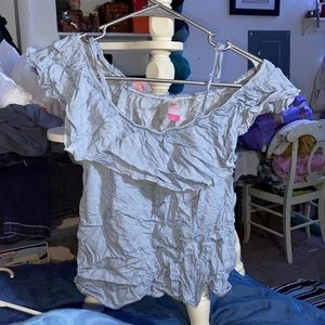 No boundaries off the shoulder shirt.